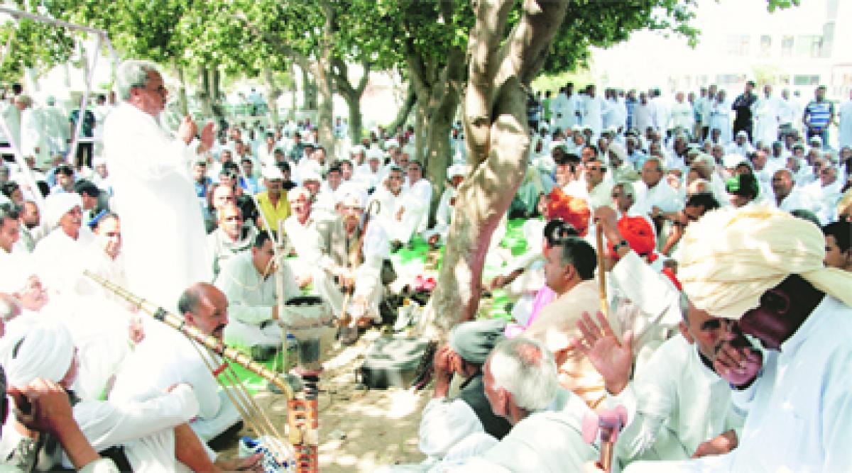 Haryana Jats call off agitation after reservation assurance